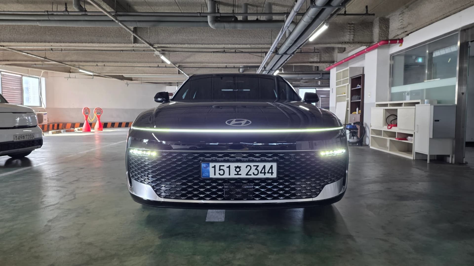 현대 그랜저 프리미엄 신형 2.5가솔린 2WD 대표 이미지