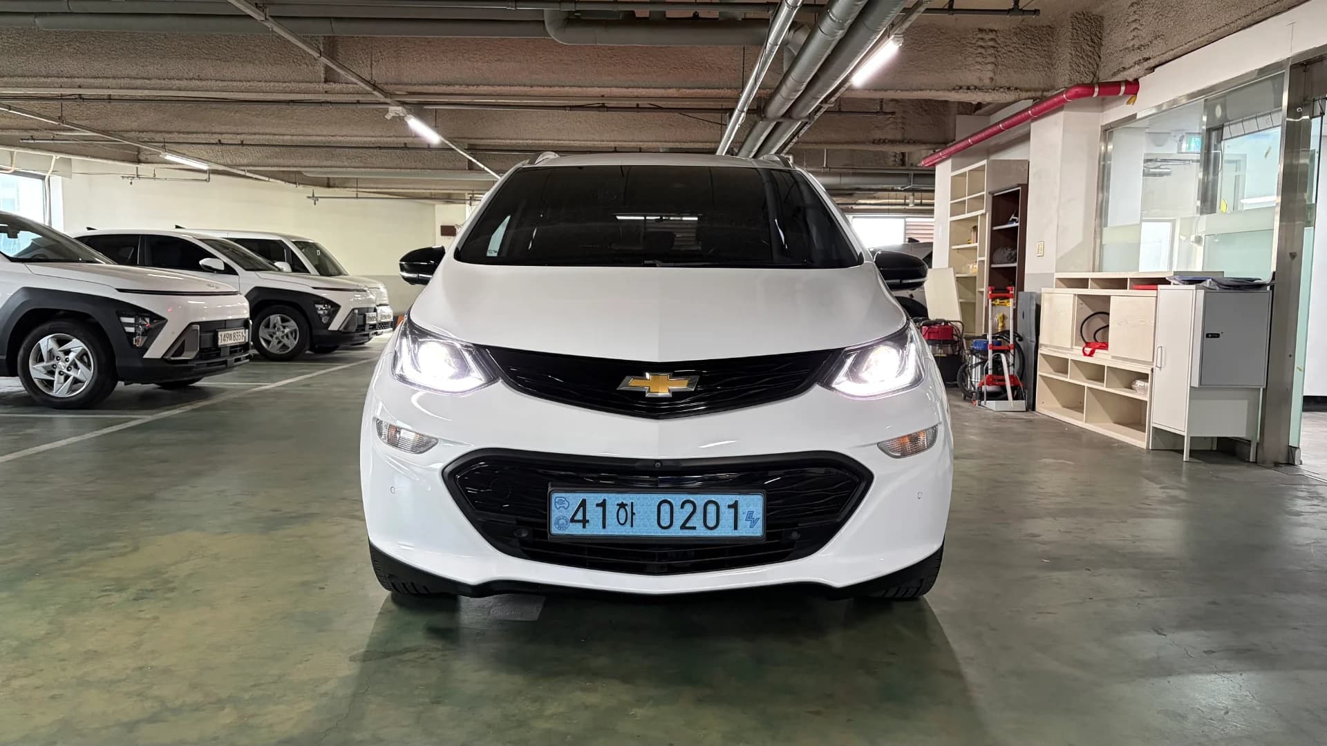 볼트 EV 프리미어 대표 이미지