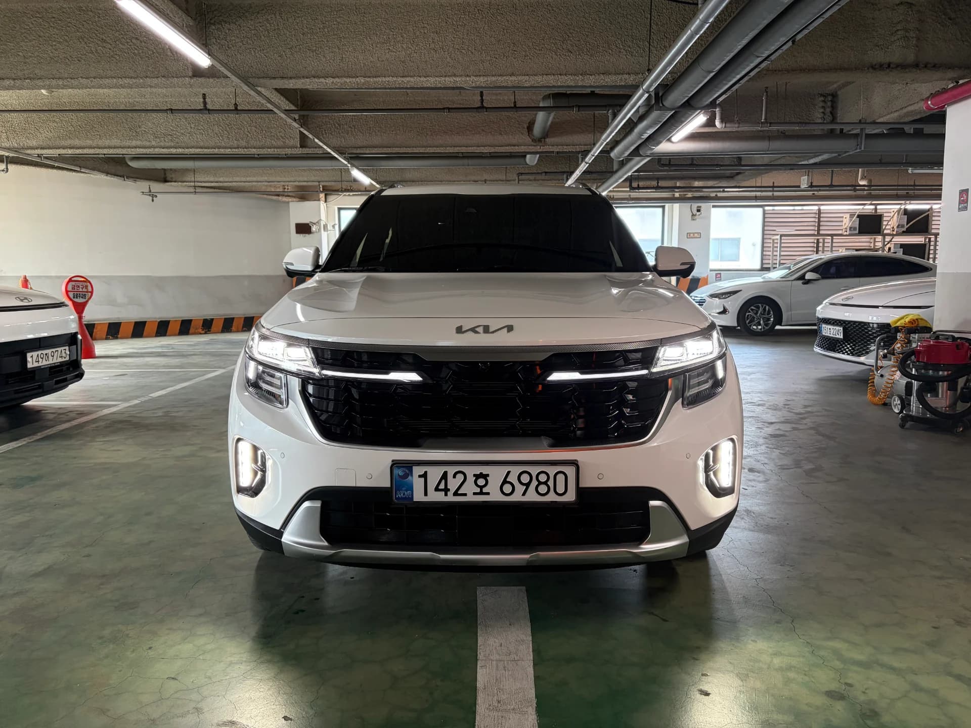 기아 셀토스 시그니처 1.6가솔린 2WD 대표 이미지