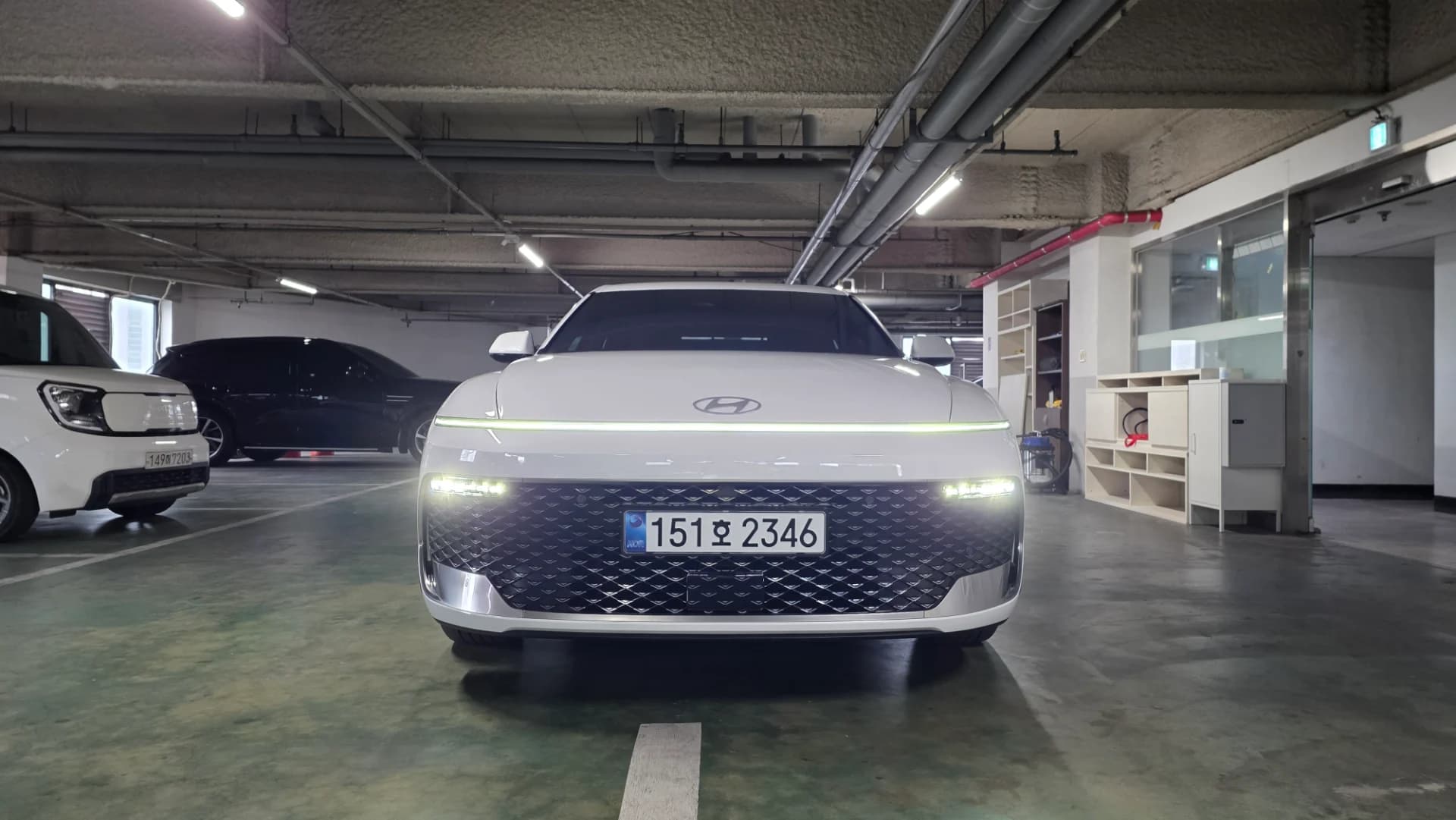 현대 그랜저 프리미엄 신형 2.5가솔린 2WD 대표 이미지