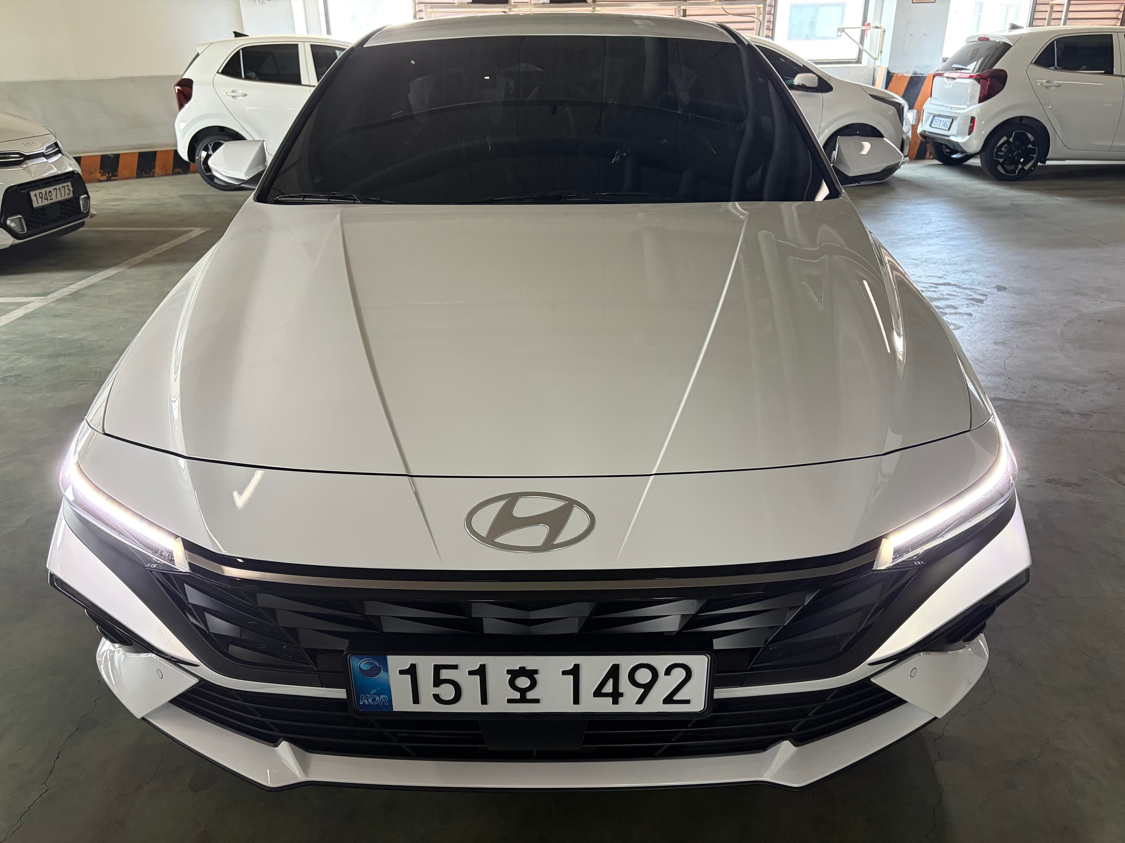현대 아반떼 모던 1.6T가솔린 대표 이미지